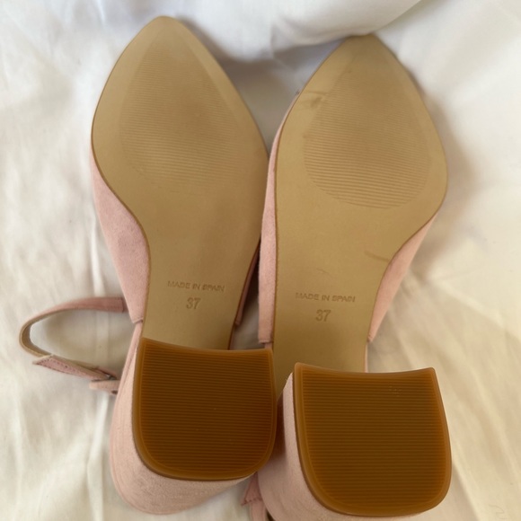 Silvia Lago sling back heel in pink suede with removable crystal buckle. - Picture 5 of 11